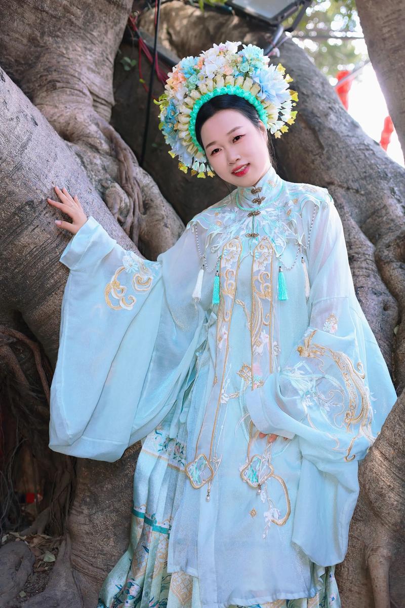 聚焦时尚潮流:三加三服饰引领新风尚