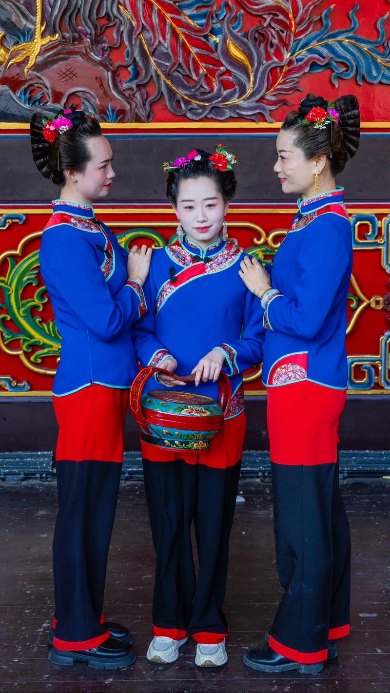福建三加三服饰
